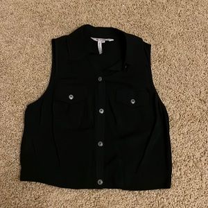 BCBGeneration Black Crop Top. XS